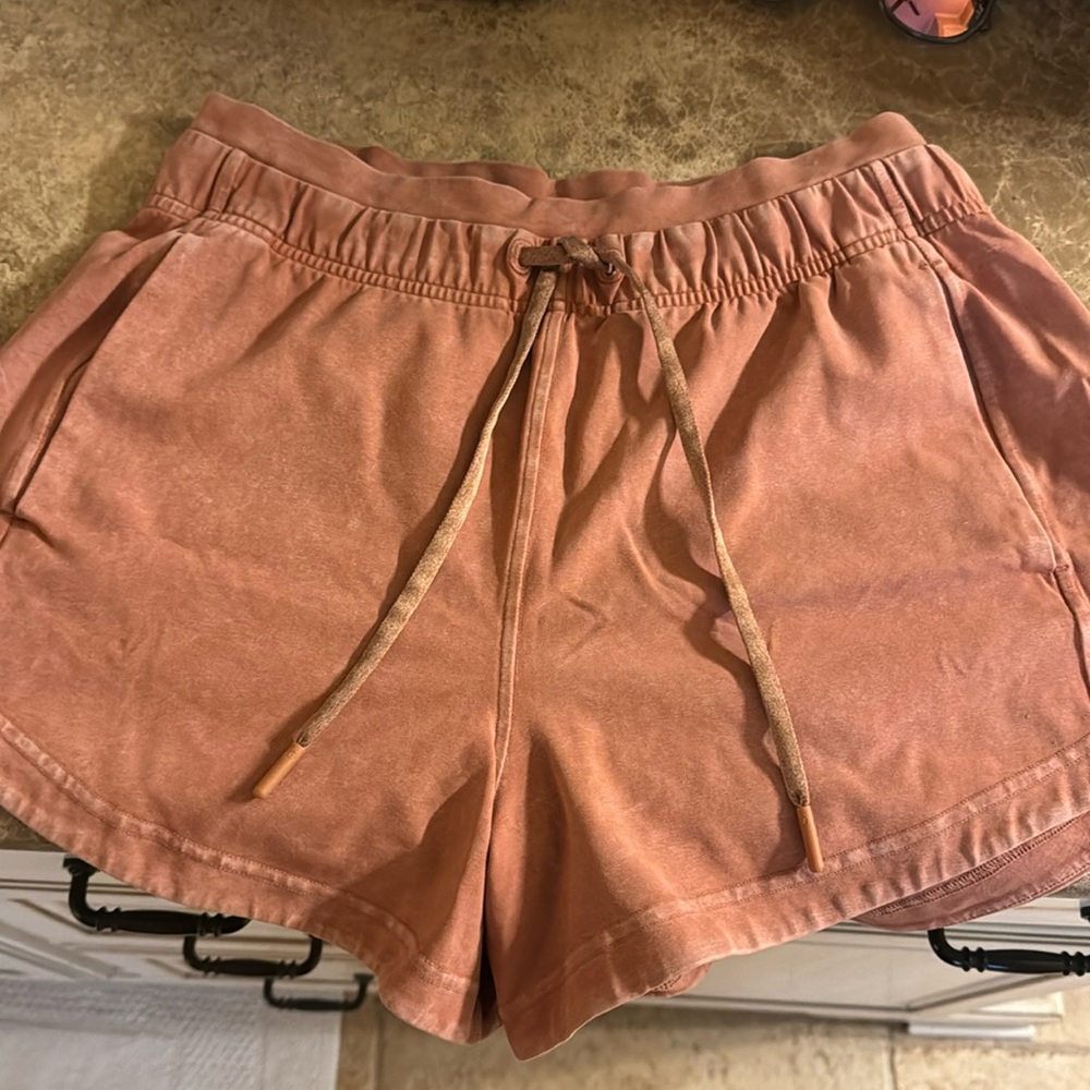 Lululemon 4 shorts
